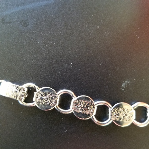 4 for $10 VTG Sarah Coventry Silver Tone Floral Link Bracelet - Picture 2 of 9